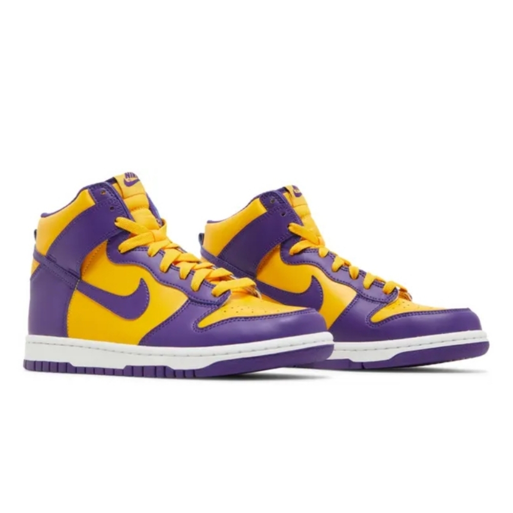 Nike Dunk Hi Retro - Size 6.5Y (8W)